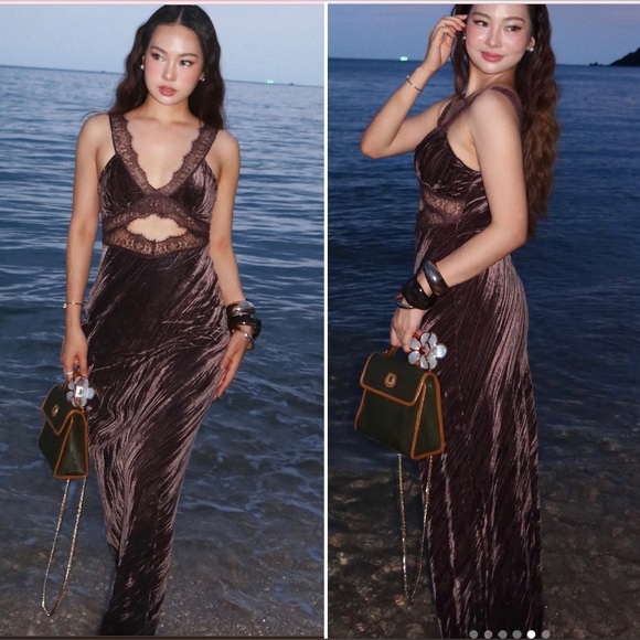 ZARA ~ ✨Viral ✨~ VELVET LACE MIDI DRESS - Picture 12 of 17